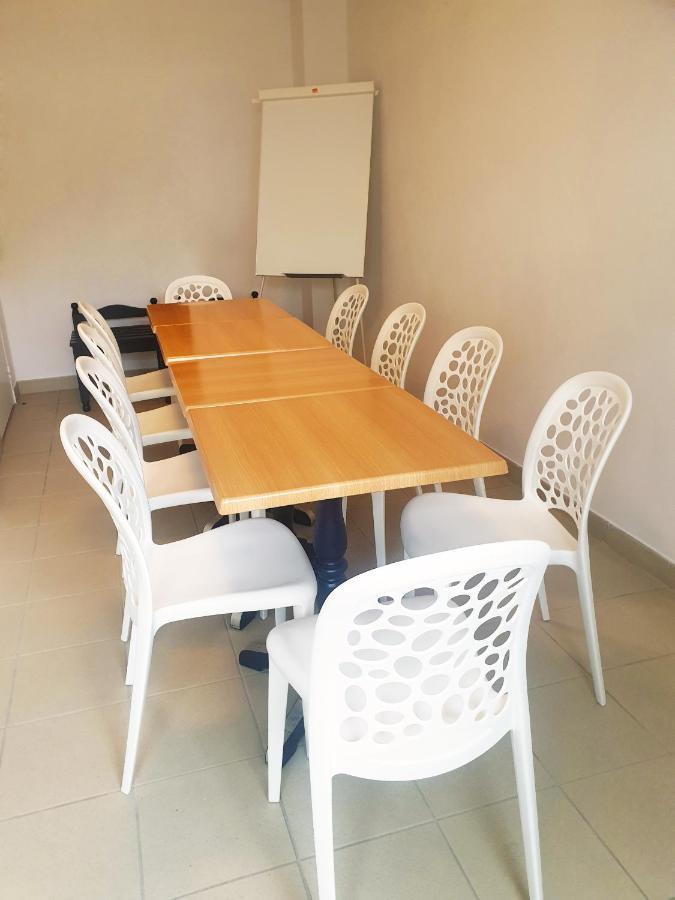 Coliwork Le Saint Romain Dange-Saint-Romain Εξωτερικό φωτογραφία