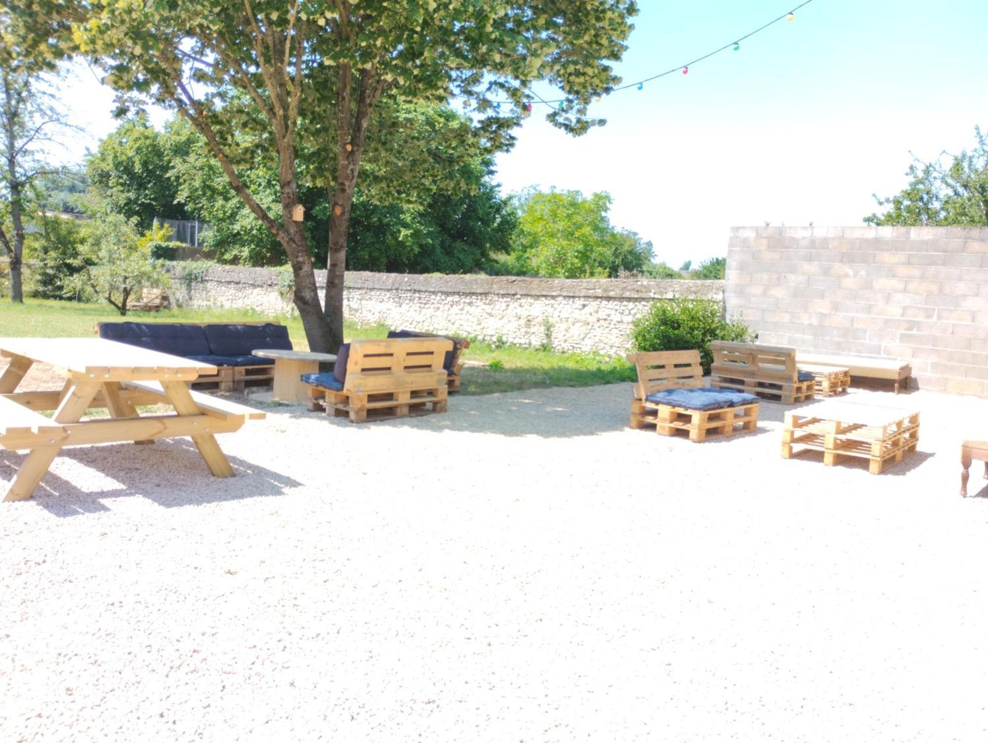 Coliwork Le Saint Romain Dange-Saint-Romain Εξωτερικό φωτογραφία
